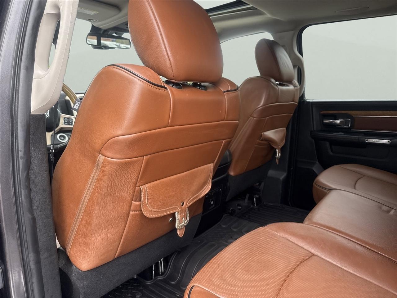 RAM 1500 Longhorn 4x4 Crew Cab 6'4" Box 2017