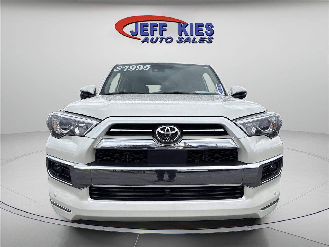 Toyota 4Runner Limited 4WD (Natl) 2022