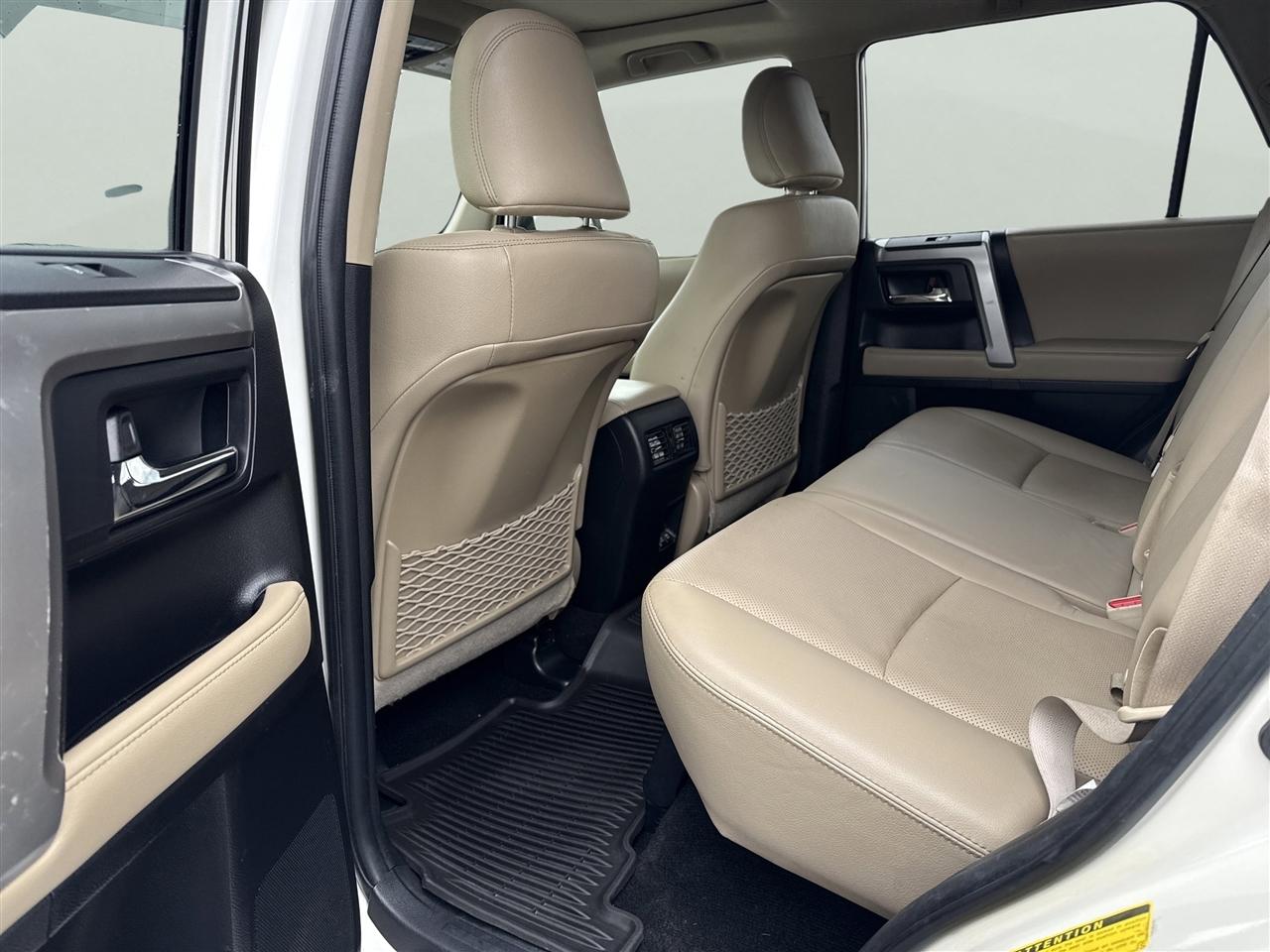 Toyota 4Runner Limited 4WD (Natl) 2022