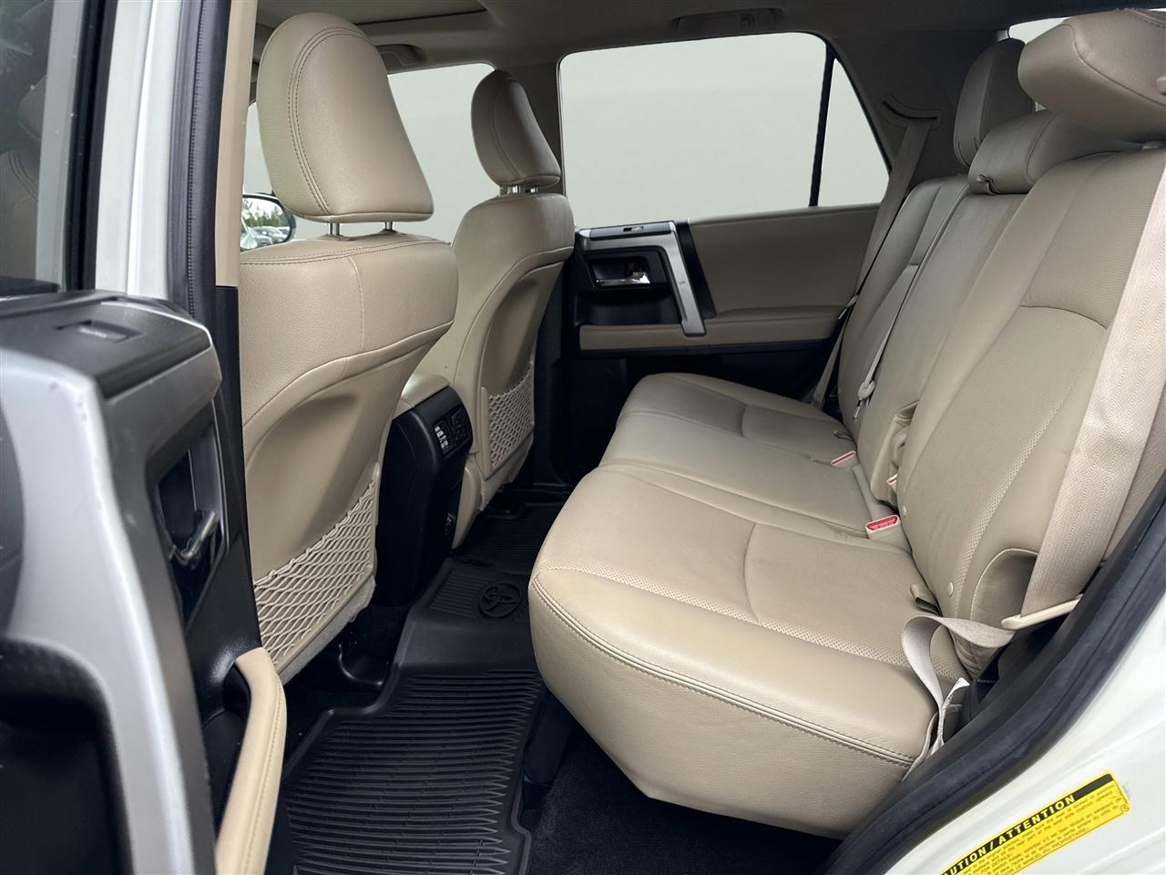 Toyota 4Runner Limited 4WD (Natl) 2022