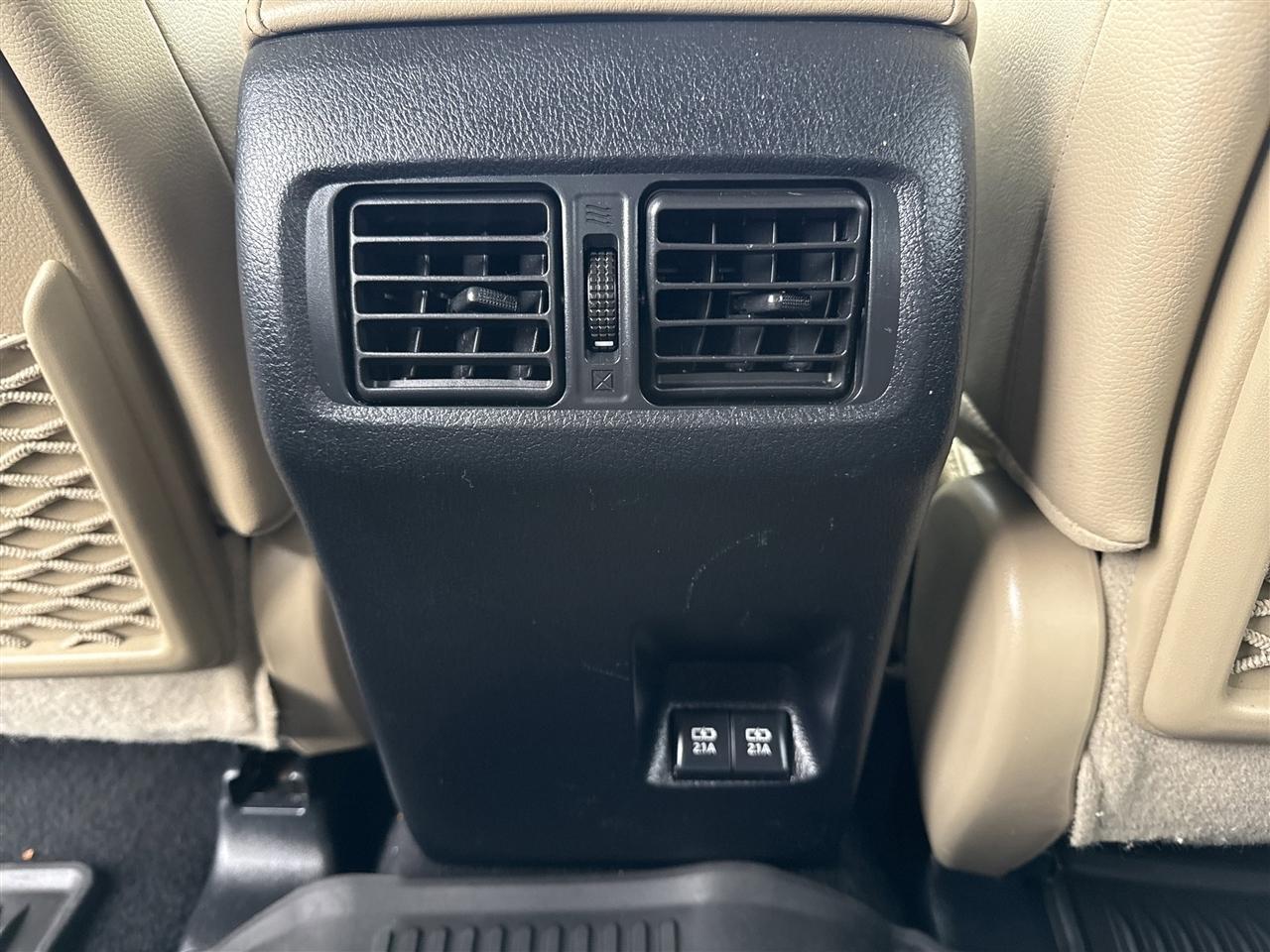 Toyota 4Runner Limited 4WD (Natl) 2022