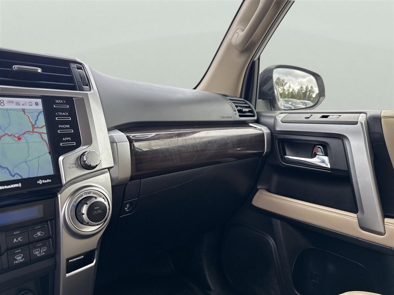 Toyota 4Runner Limited 4WD (Natl) 2022