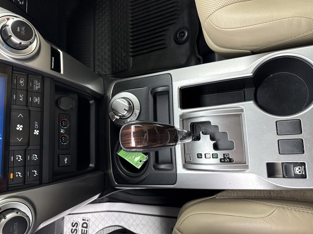 Toyota 4Runner Limited 4WD (Natl) 2022