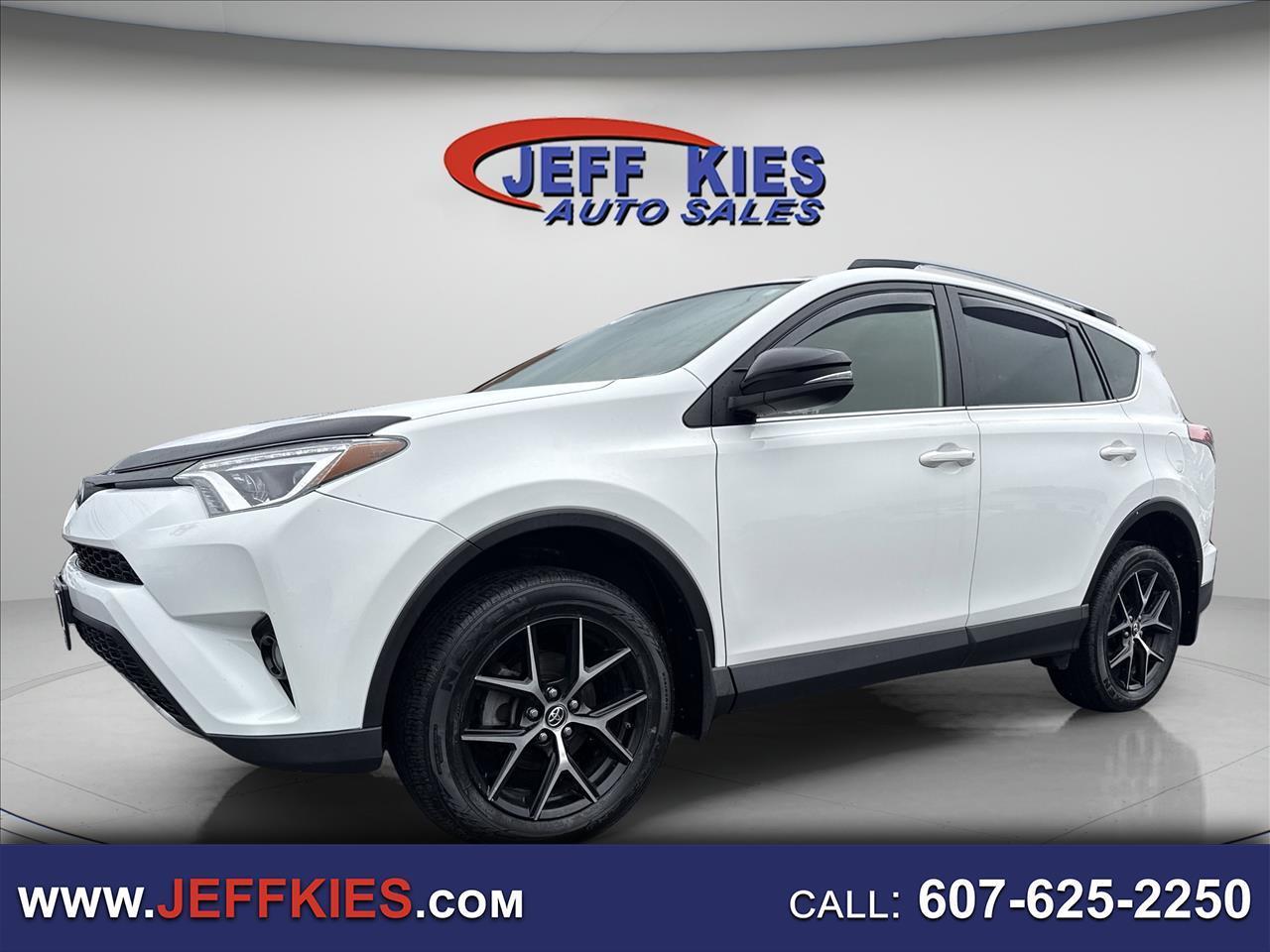 2017 Toyota RAV4 SE AWD (Natl)