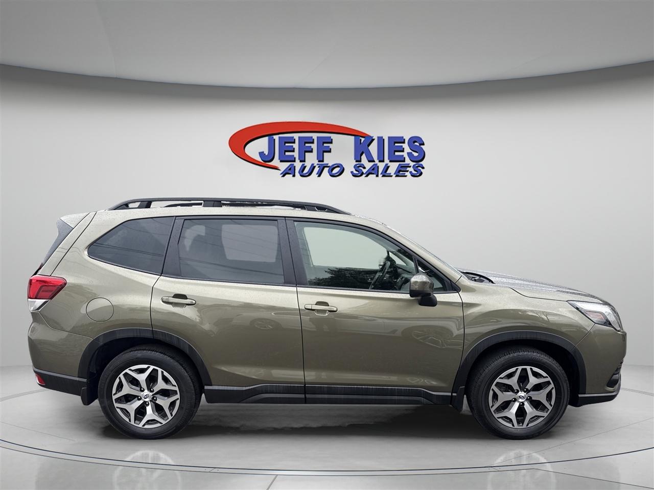 Subaru Forester Premium CVT 2023