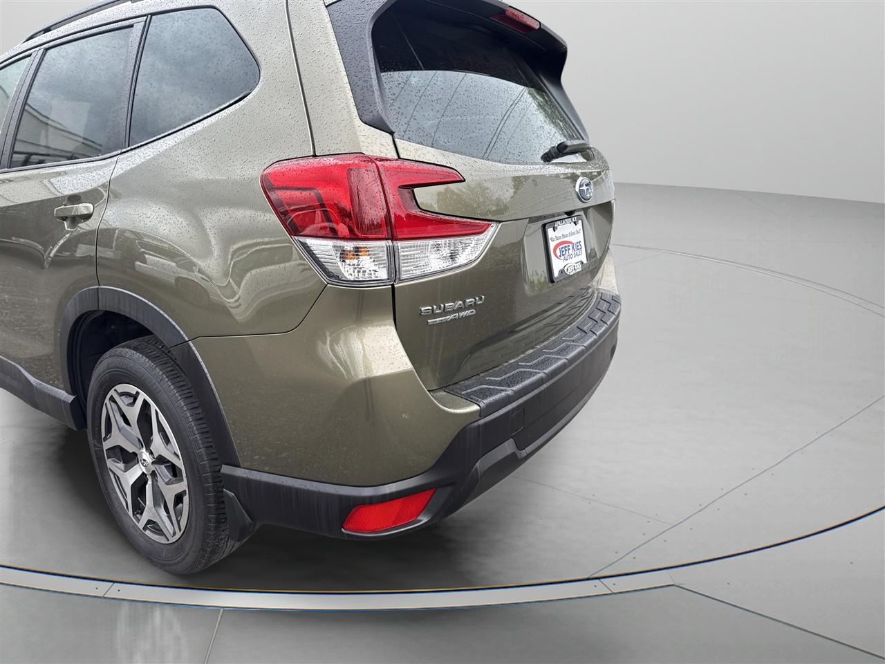 Subaru Forester Premium CVT 2023
