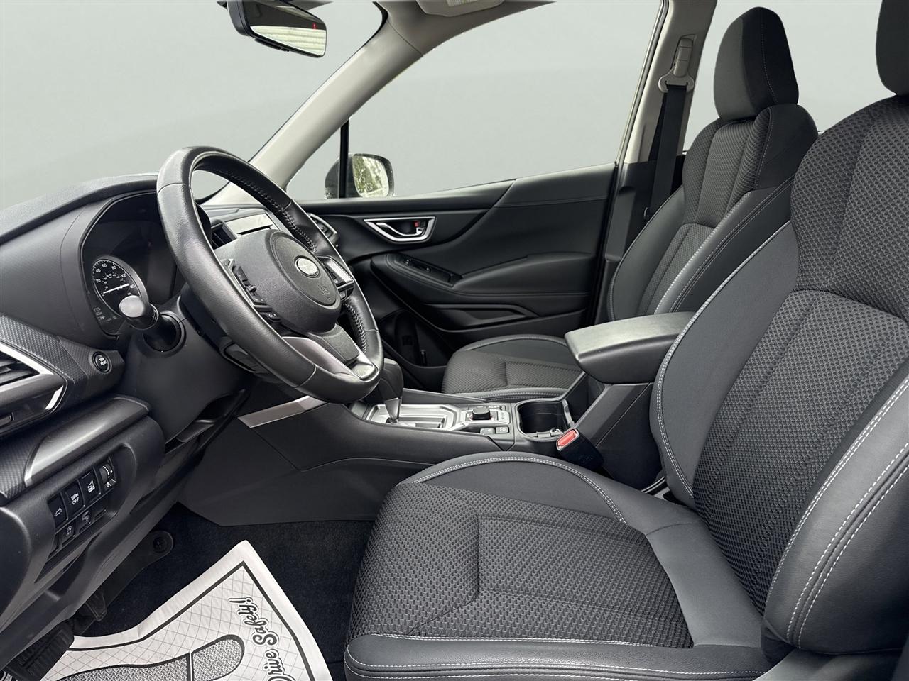 Subaru Forester Premium CVT 2023