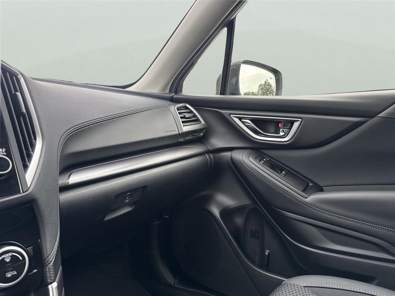 Subaru Forester Premium CVT 2023