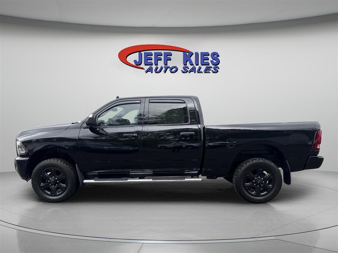 RAM 2500 4WD Crew Cab 149" Big Horn 2015