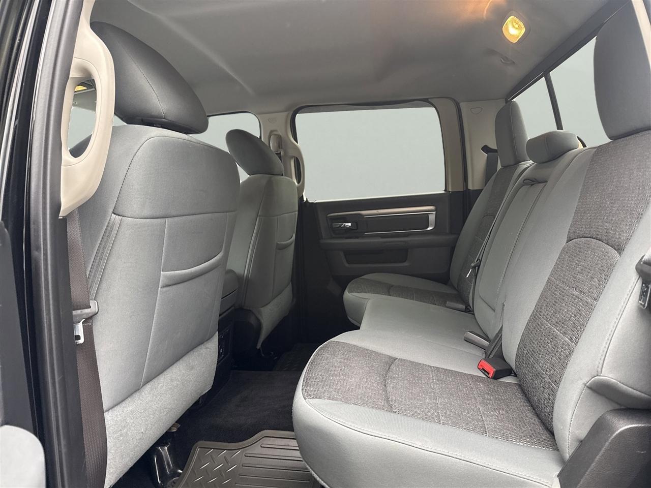 RAM 2500 4WD Crew Cab 149" Big Horn 2015