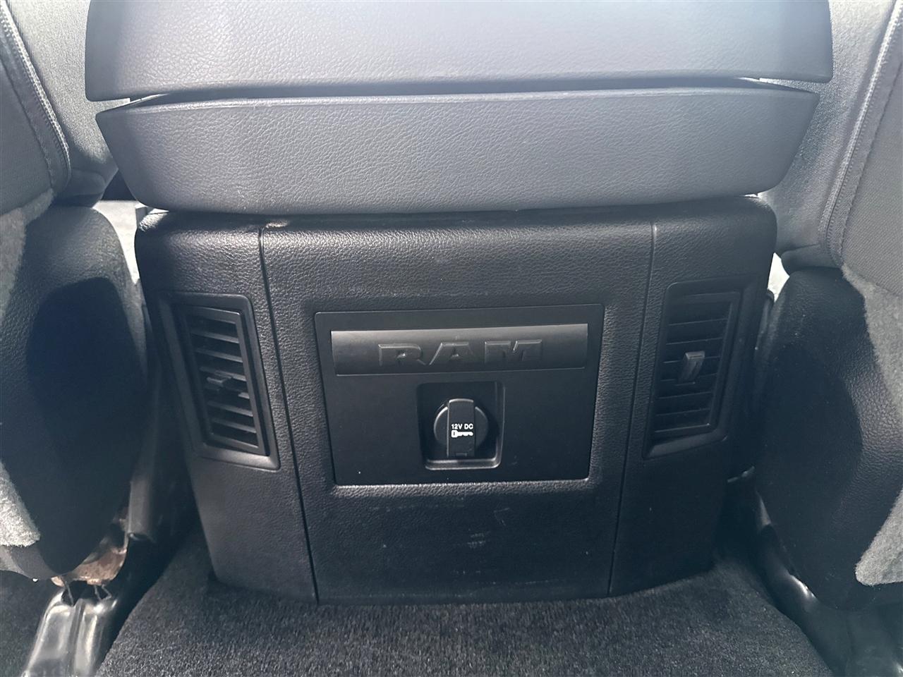 RAM 2500 4WD Crew Cab 149" Big Horn 2015