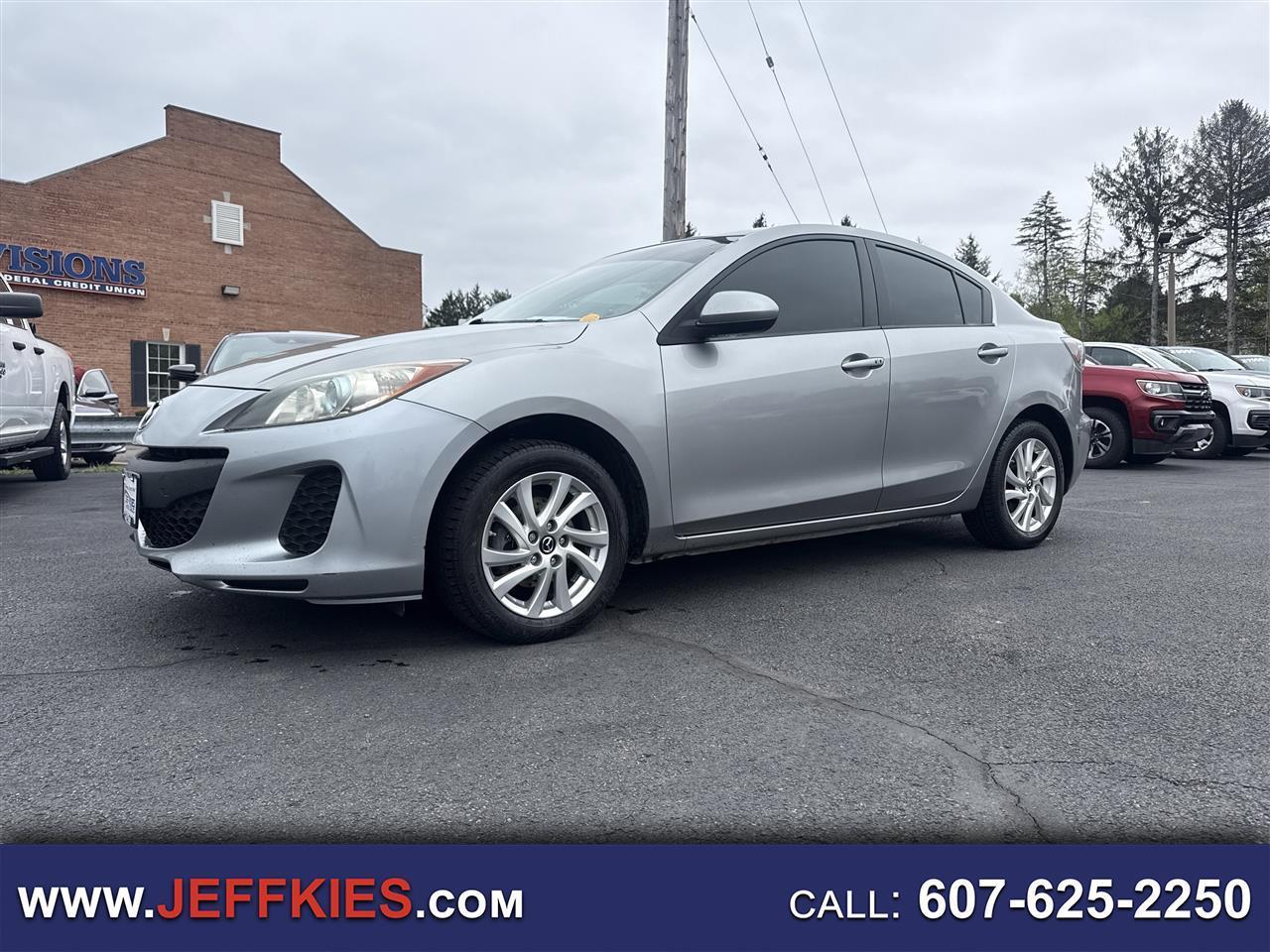 Mazda MAZDA3 4dr Sdn Man i Touring 2013