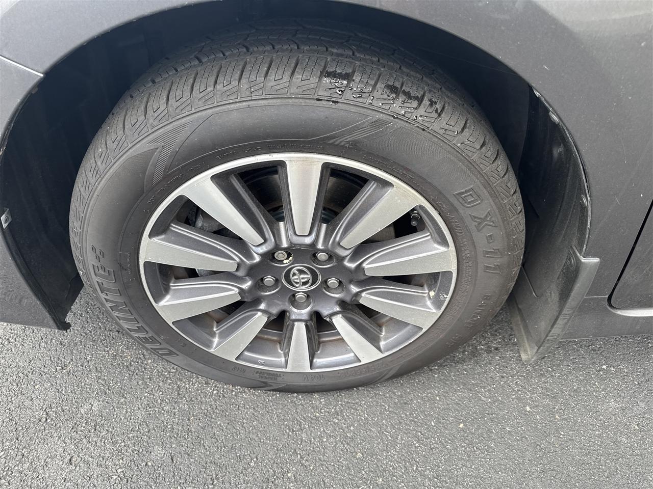 Toyota Sienna Limited Premium AWD 7-Passenger (Natl) 2020