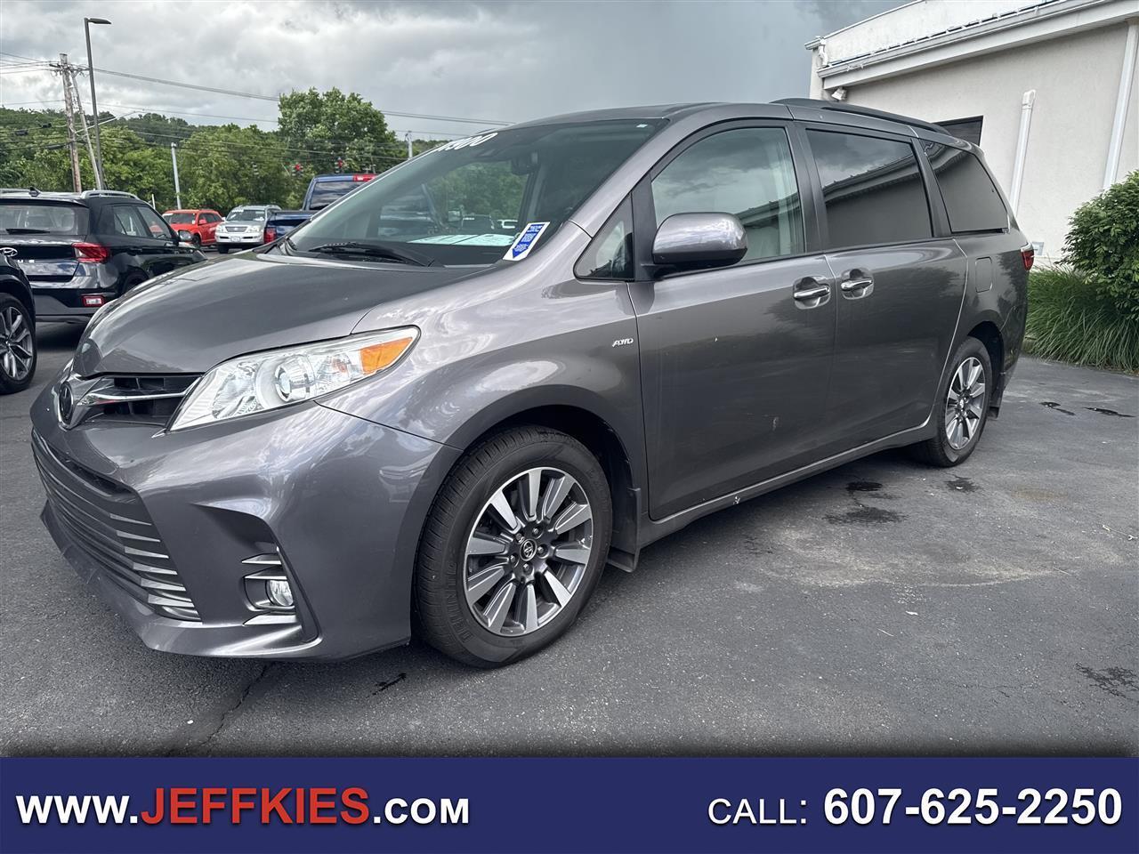 Toyota Sienna Limited Premium AWD 7-Passenger (Natl) 2020