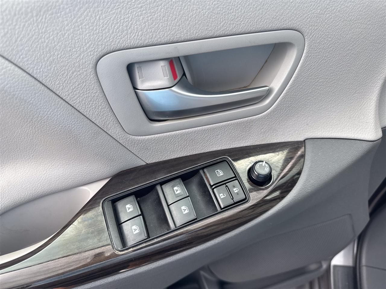 Toyota Sienna Limited Premium AWD 7-Passenger (Natl) 2020