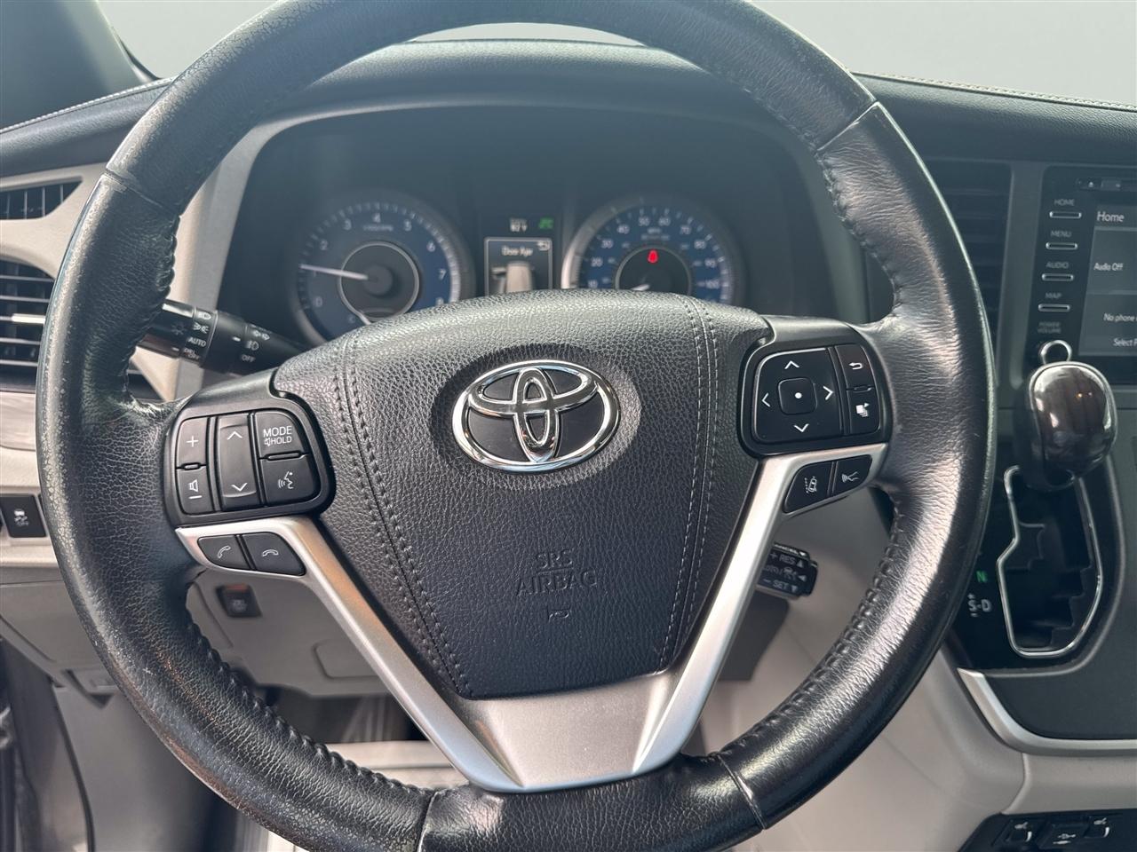 Toyota Sienna Limited Premium AWD 7-Passenger (Natl) 2020