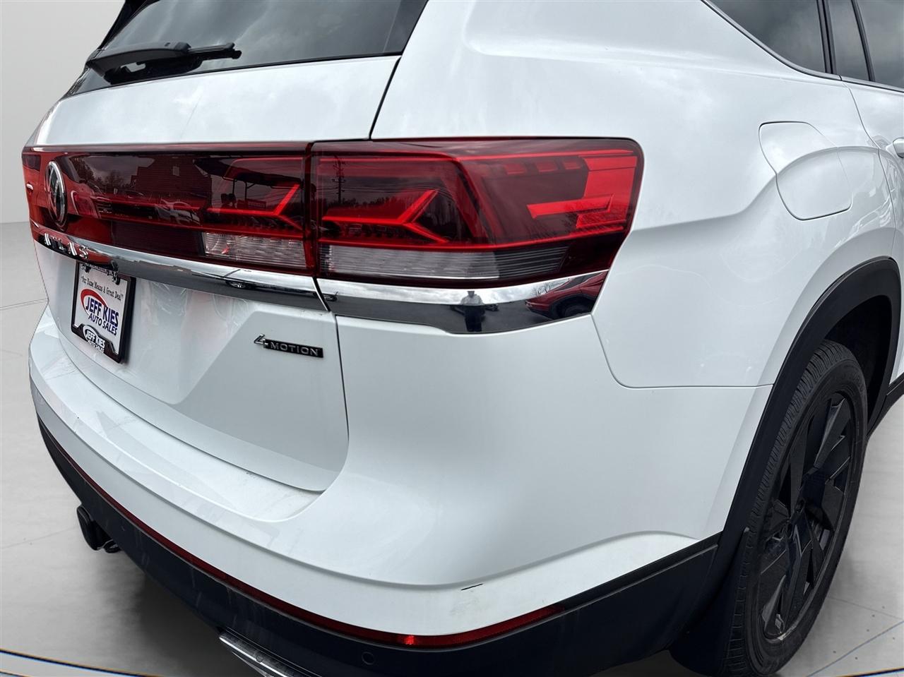 Volkswagen Atlas 2.0T SE w/Technology 4MOTION 2024