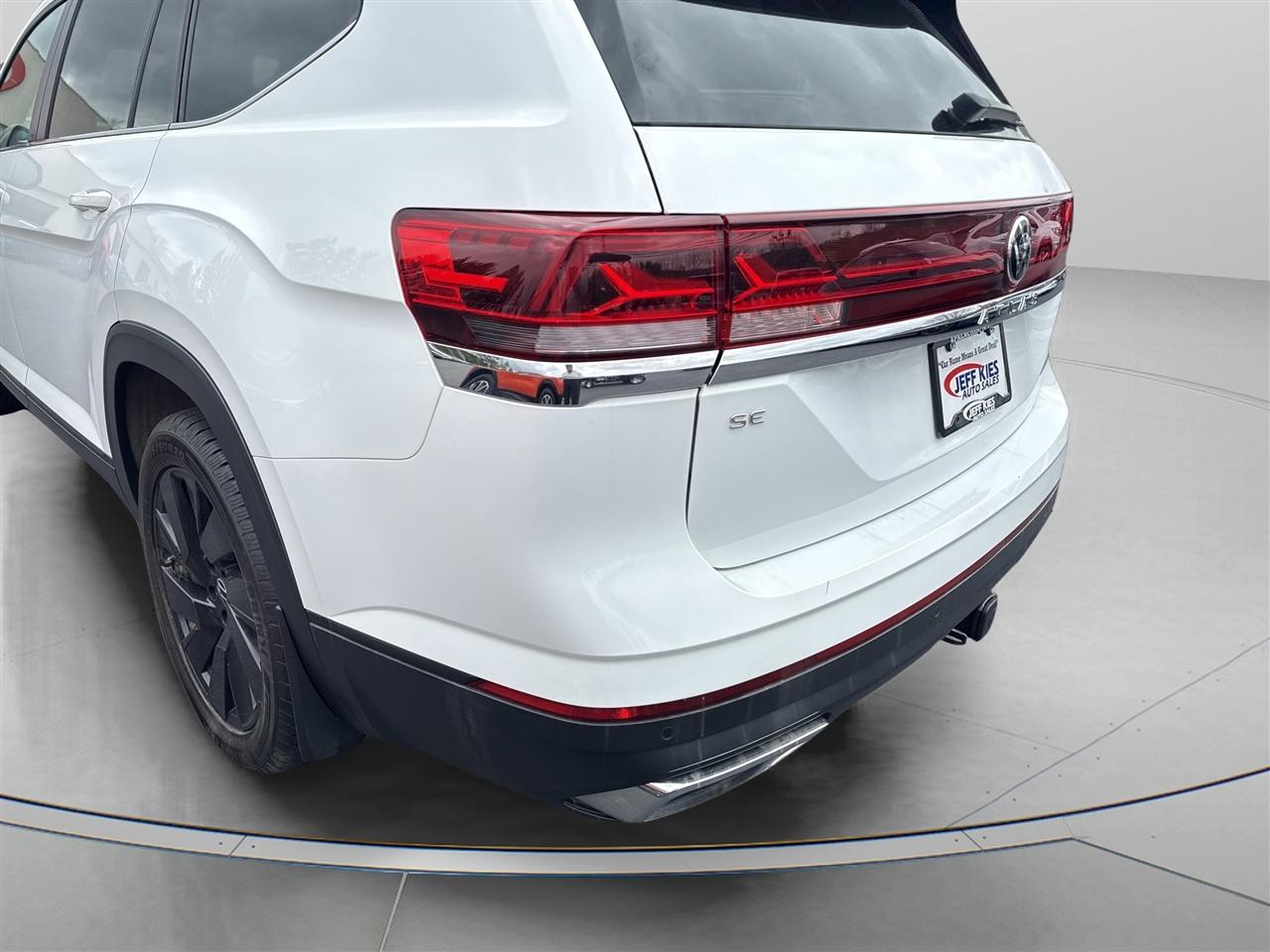 Volkswagen Atlas 2.0T SE w/Technology 4MOTION 2024