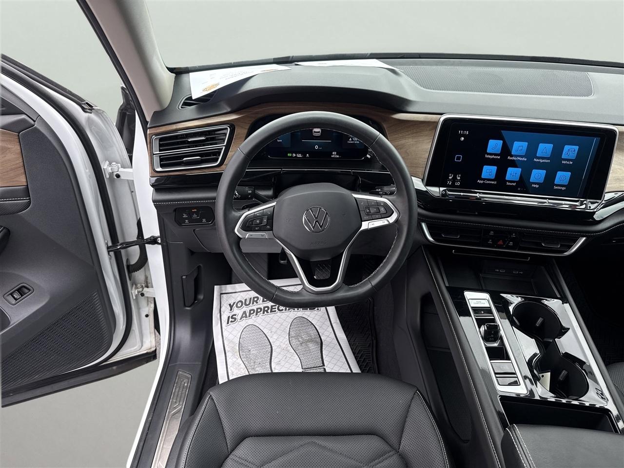 Volkswagen Atlas 2.0T SE w/Technology 4MOTION 2024