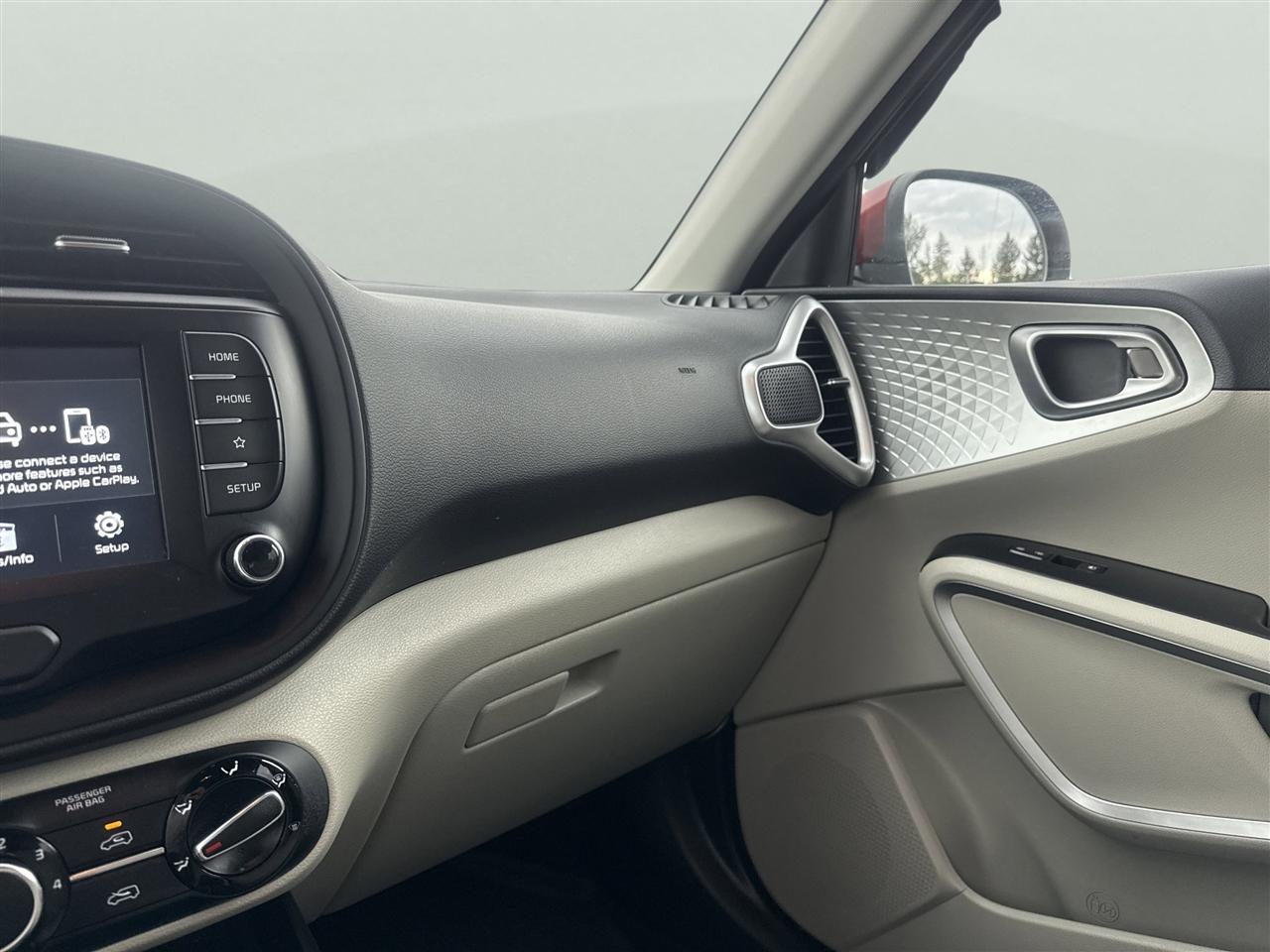 Kia Soul LX IVT 2020