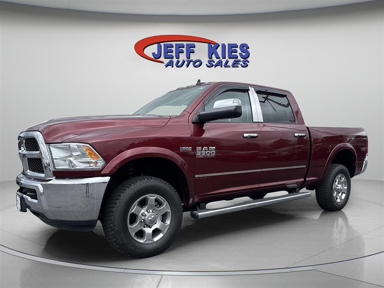 2018 RAM 3500 SLT 4x4 Crew Cab 6'4" Box