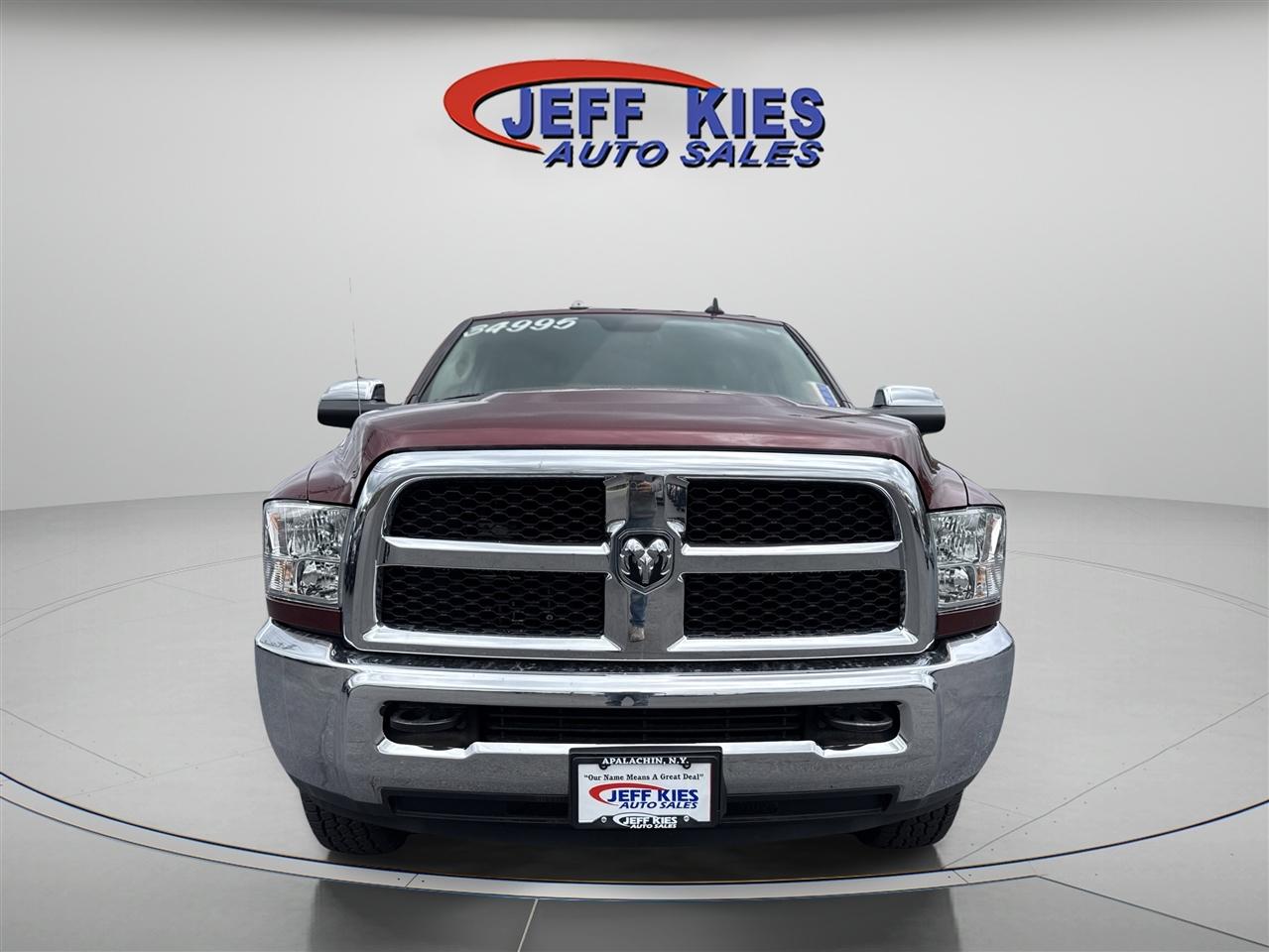 RAM 3500 SLT 4x4 Crew Cab 6'4" Box 2018