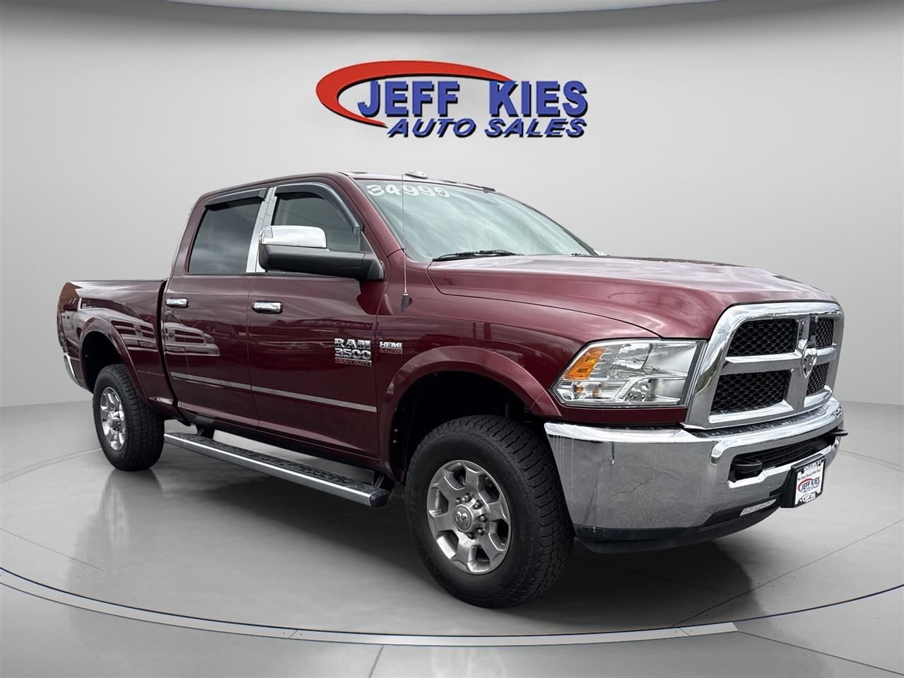 RAM 3500 SLT 4x4 Crew Cab 6'4" Box 2018