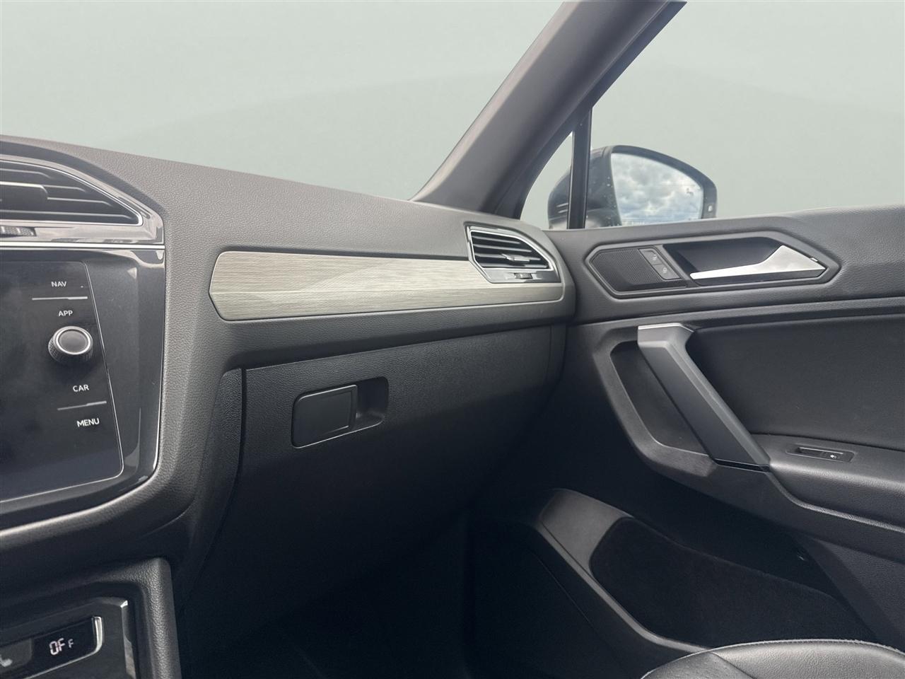 Volkswagen Tiguan 2.0T SEL R-Line Black 4MOTION 2019