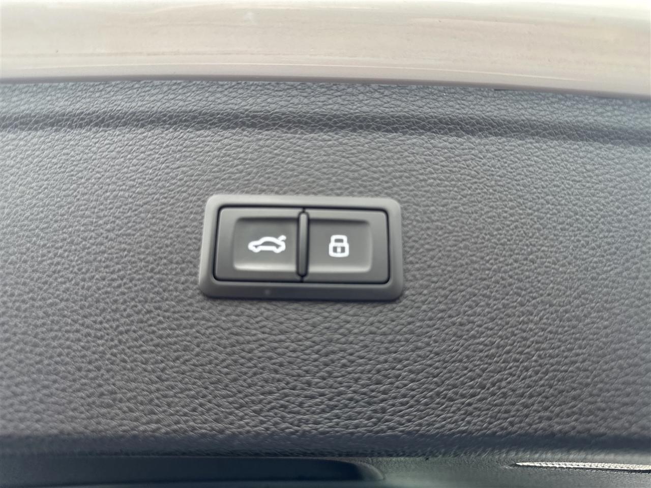 Audi Q5 Premium Plus 45 TFSI quattro 2020