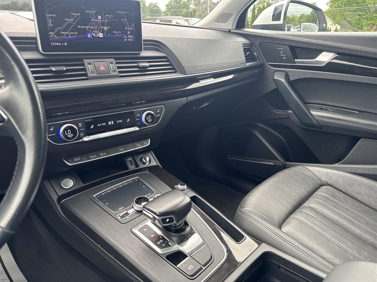 Audi Q5 Premium Plus 45 TFSI quattro 2020