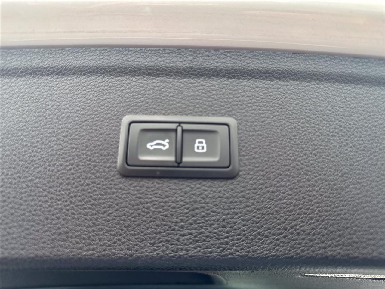 Audi Q5 Premium Plus 45 TFSI quattro 2020