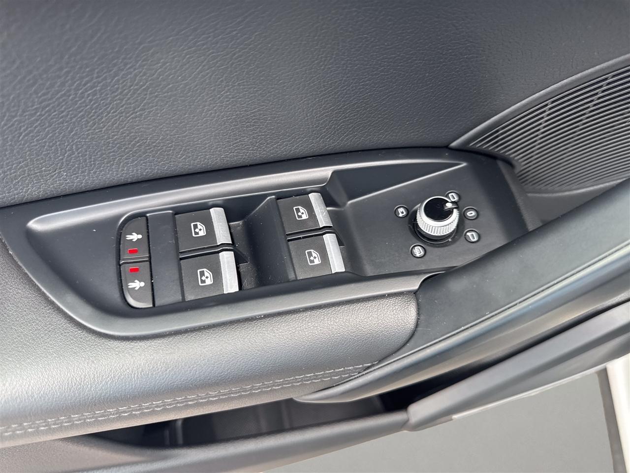 Audi Q5 Premium Plus 45 TFSI quattro 2020