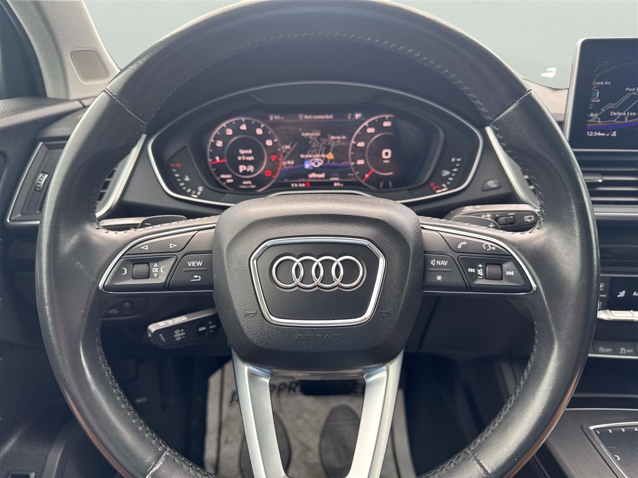 Audi Q5 Premium Plus 45 TFSI quattro 2020