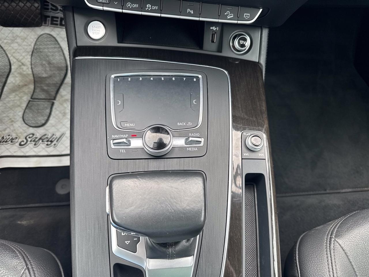 Audi Q5 Premium Plus 45 TFSI quattro 2020