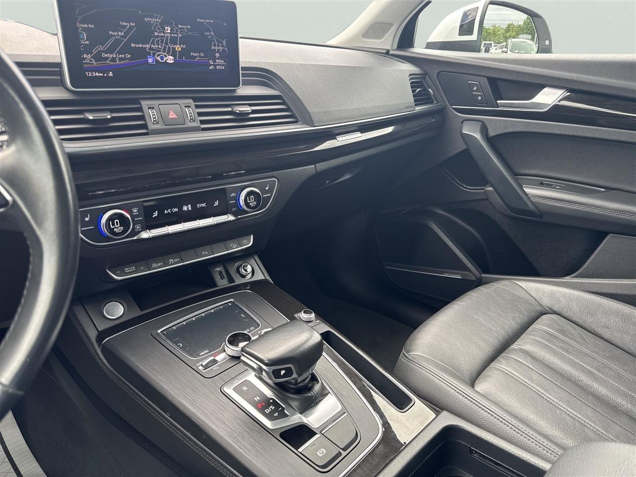 Audi Q5 Premium Plus 45 TFSI quattro 2020