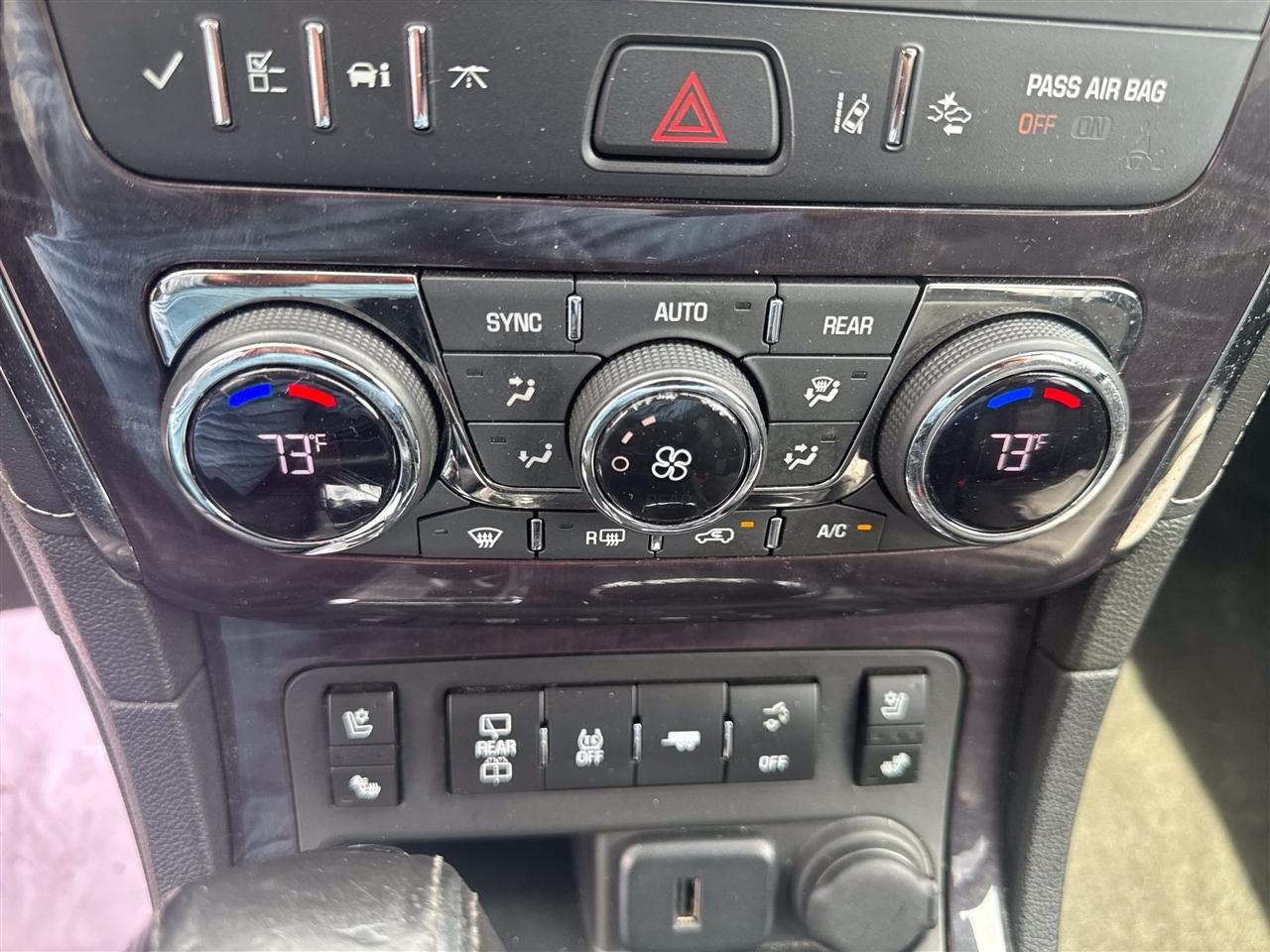 Buick Enclave FWD 4dr Premium 2017