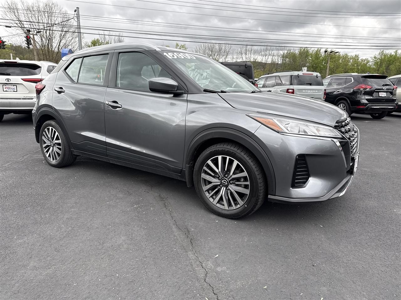 Nissan Kicks SV FWD 2023
