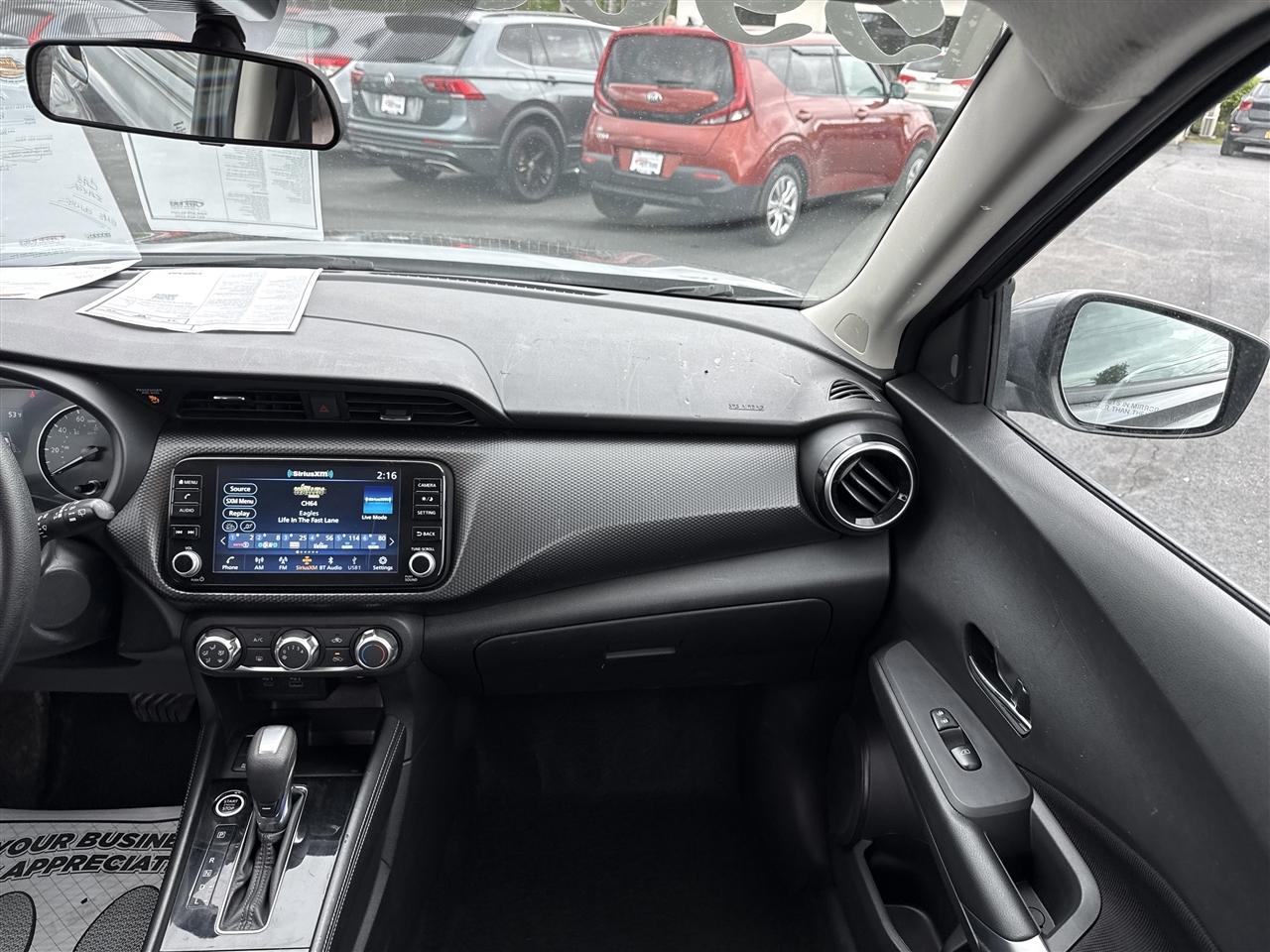 Nissan Kicks SV FWD 2023