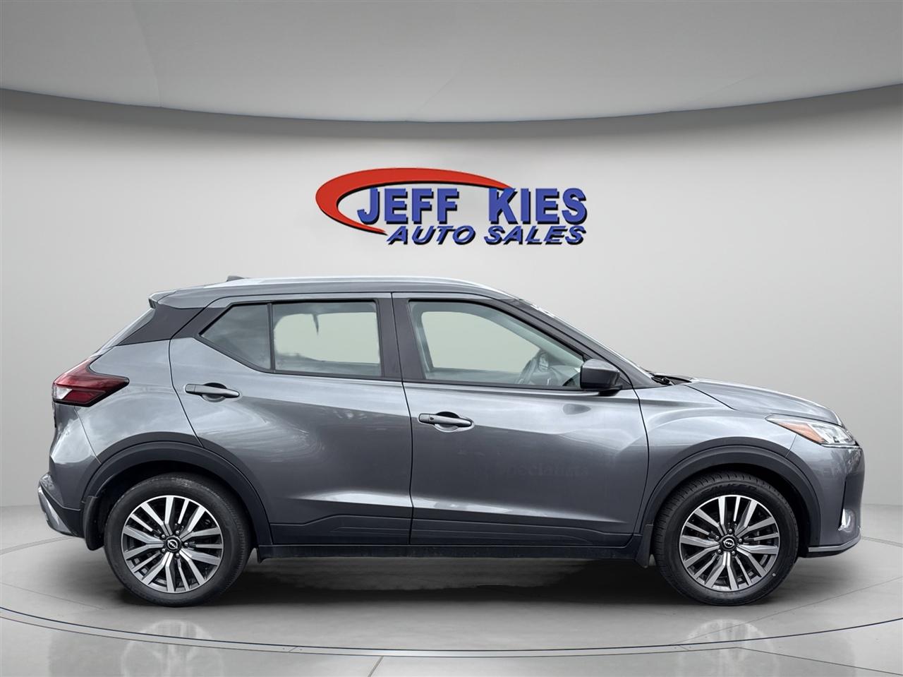 Nissan Kicks SV FWD 2023