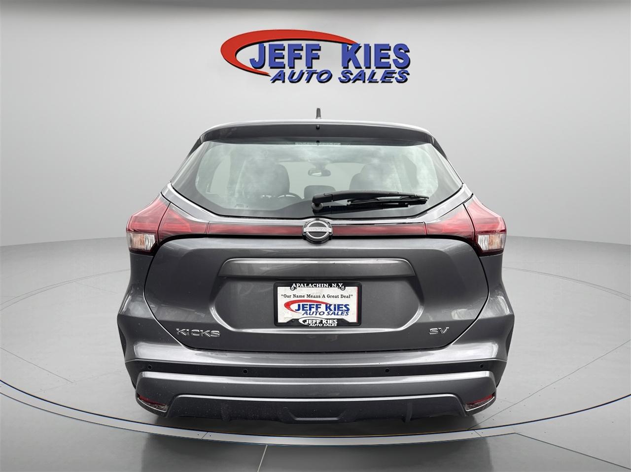 Nissan Kicks SV FWD 2023