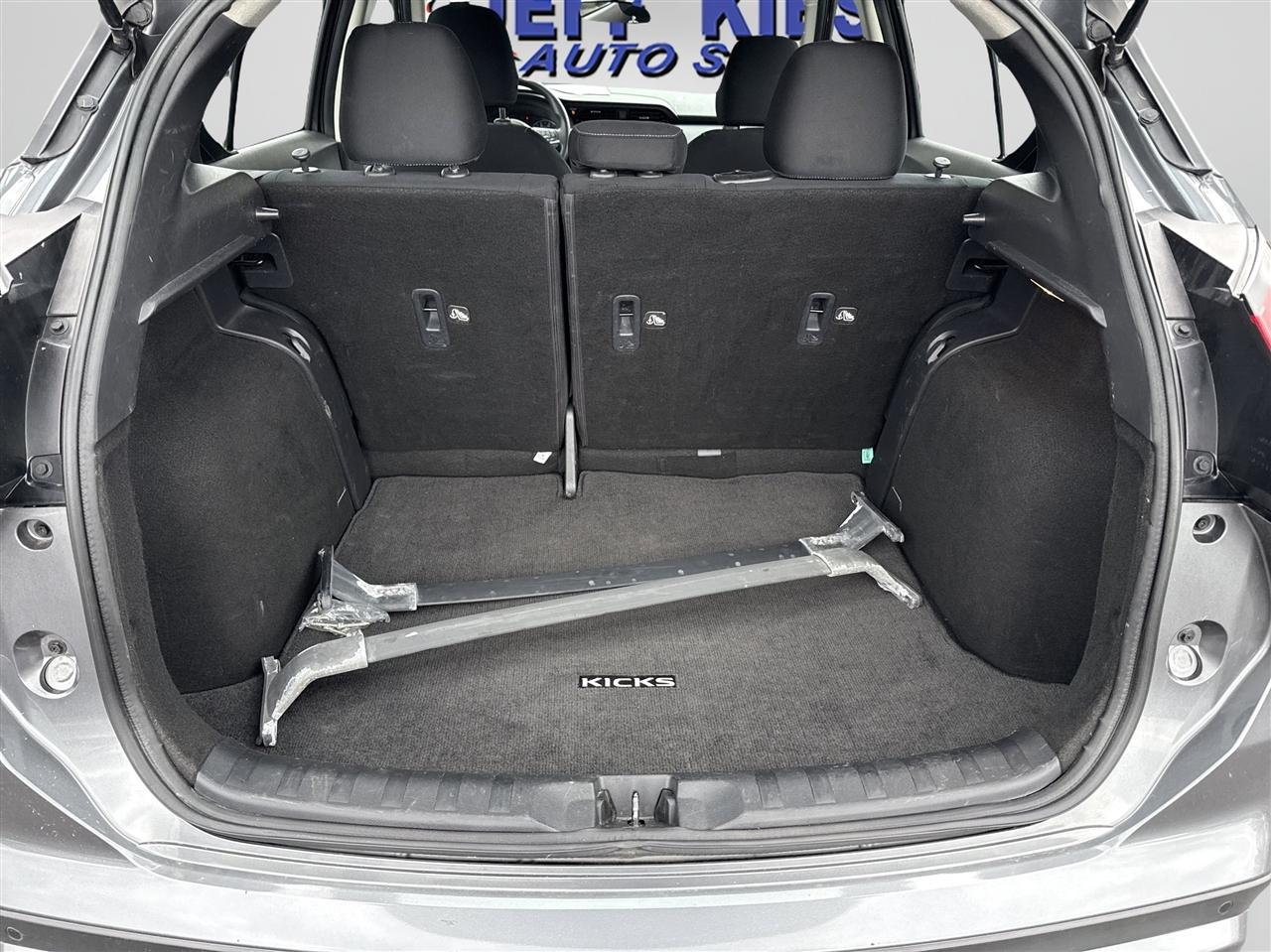 Nissan Kicks SV FWD 2023