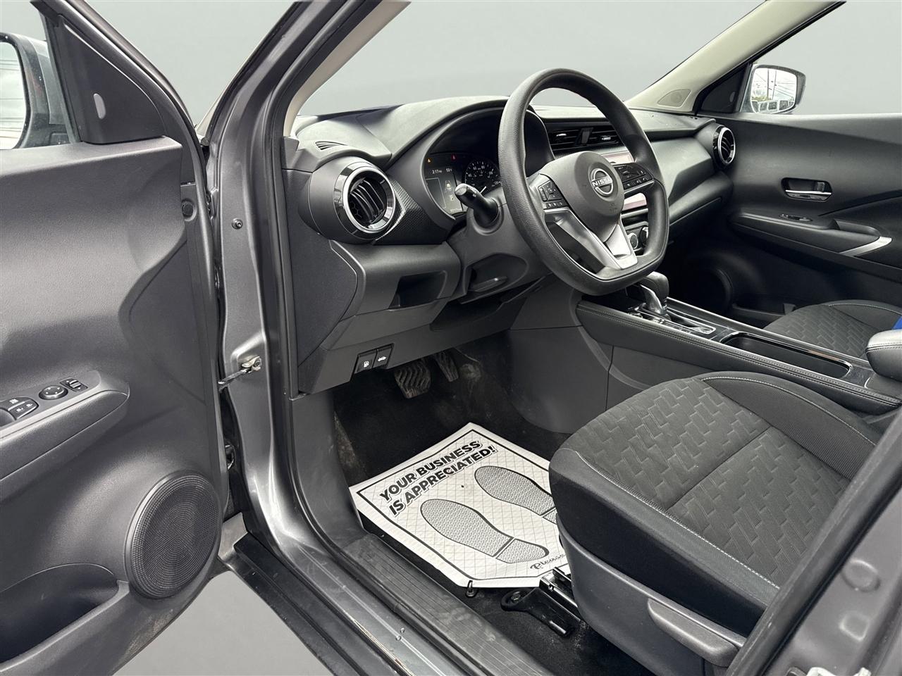 Nissan Kicks SV FWD 2023
