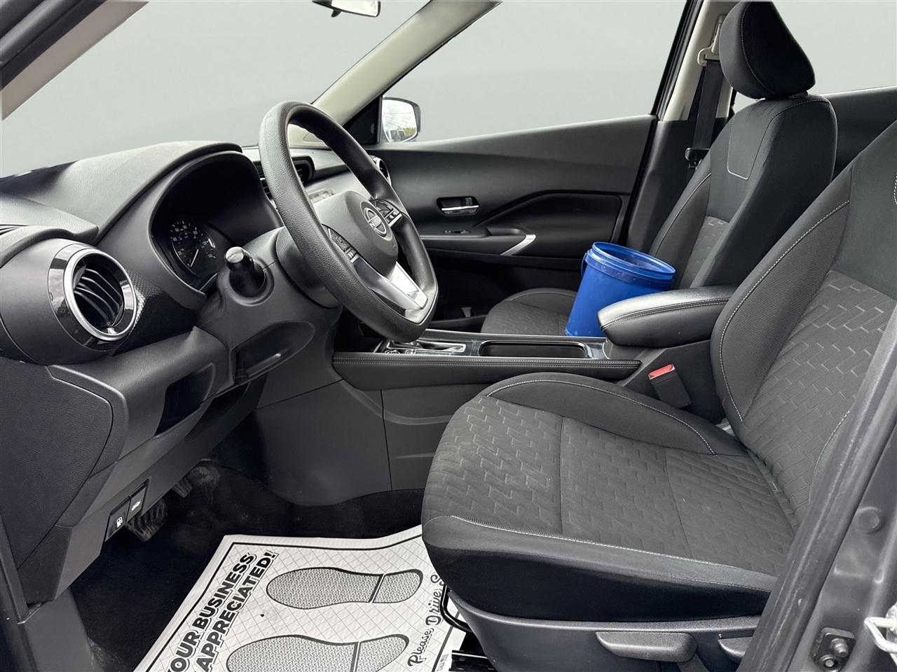 Nissan Kicks SV FWD 2023