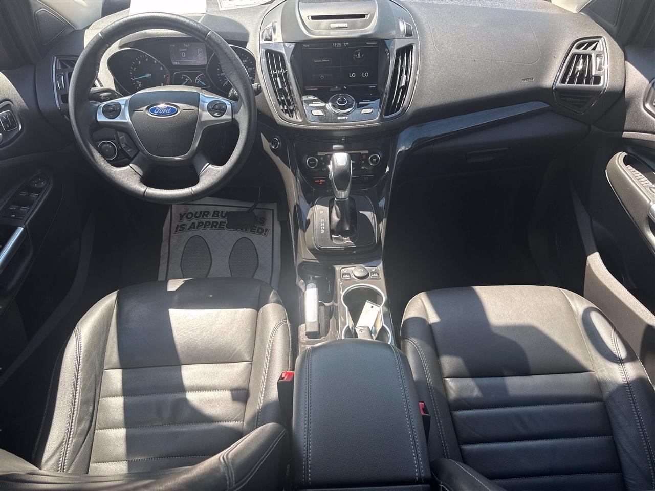 Ford Escape 4WD 4dr Titanium 2015