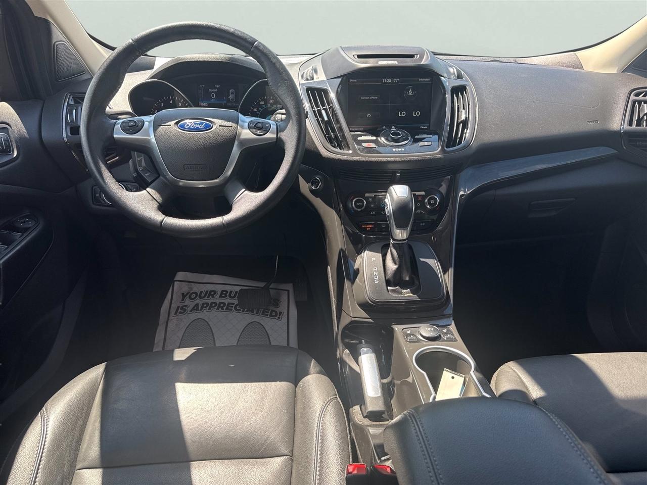 Ford Escape 4WD 4dr Titanium 2015