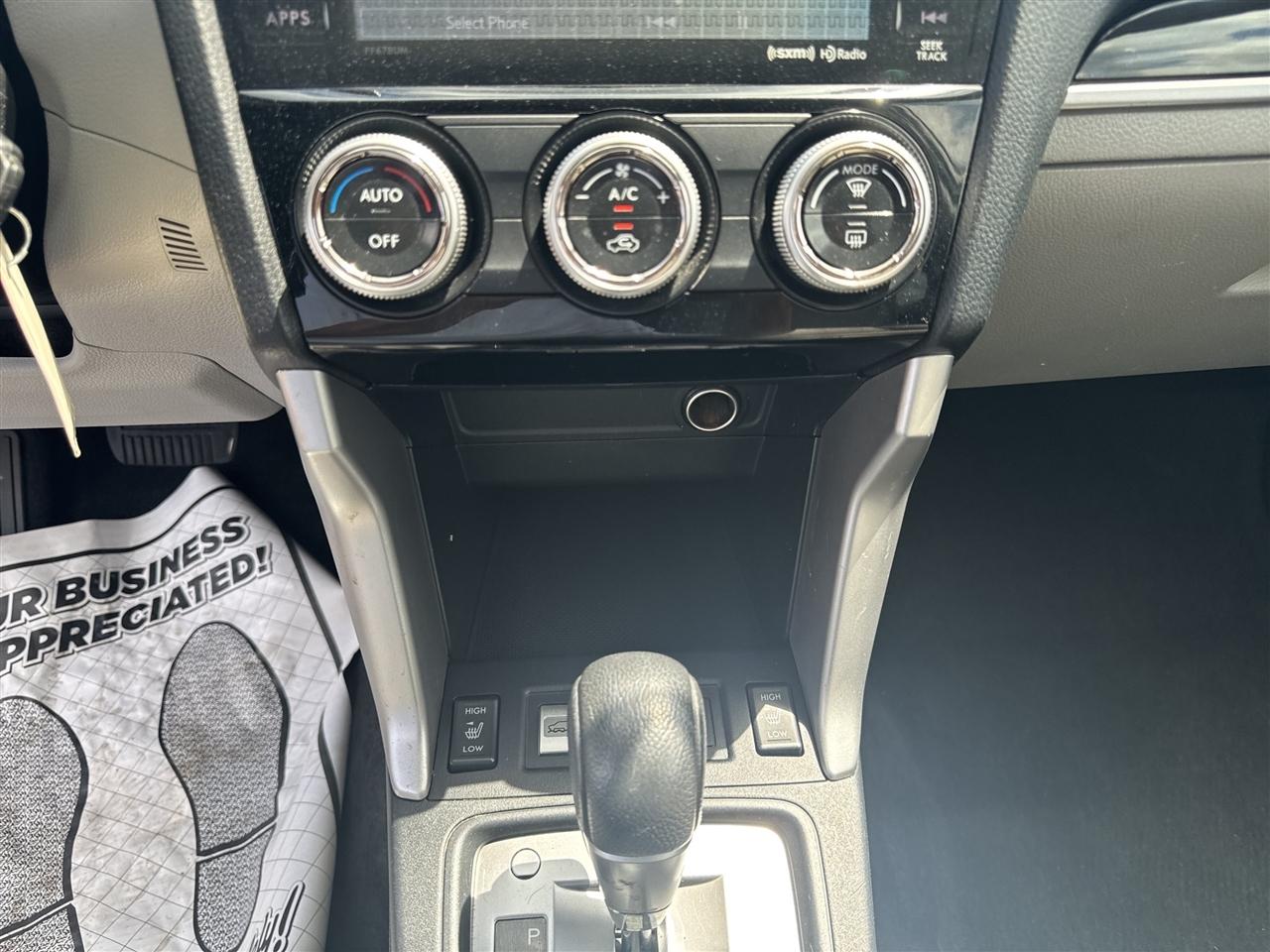 Subaru Forester 2.5i Limited CVT 2017