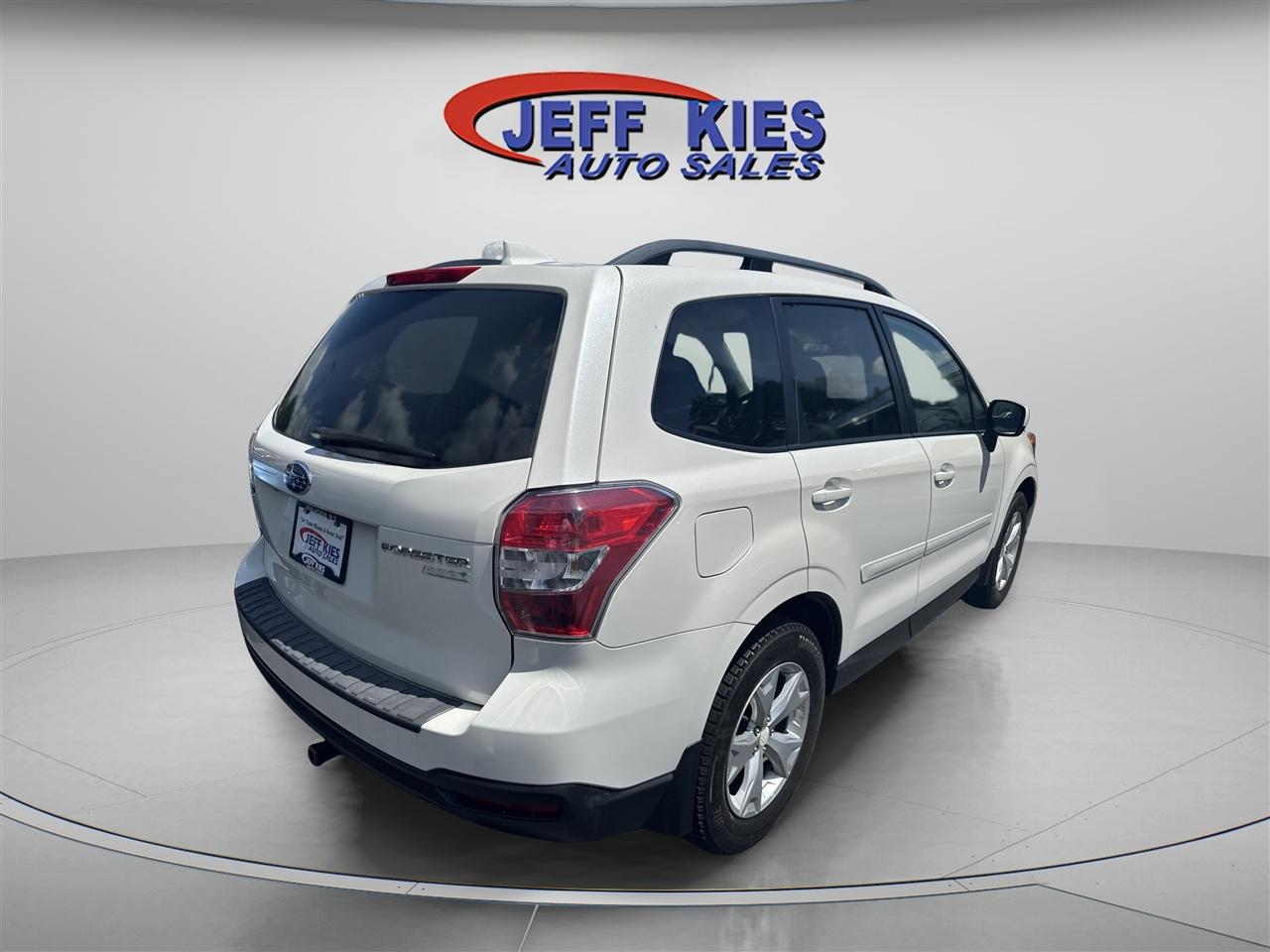 Subaru Forester 4dr CVT 2.5i Premium PZEV 2016