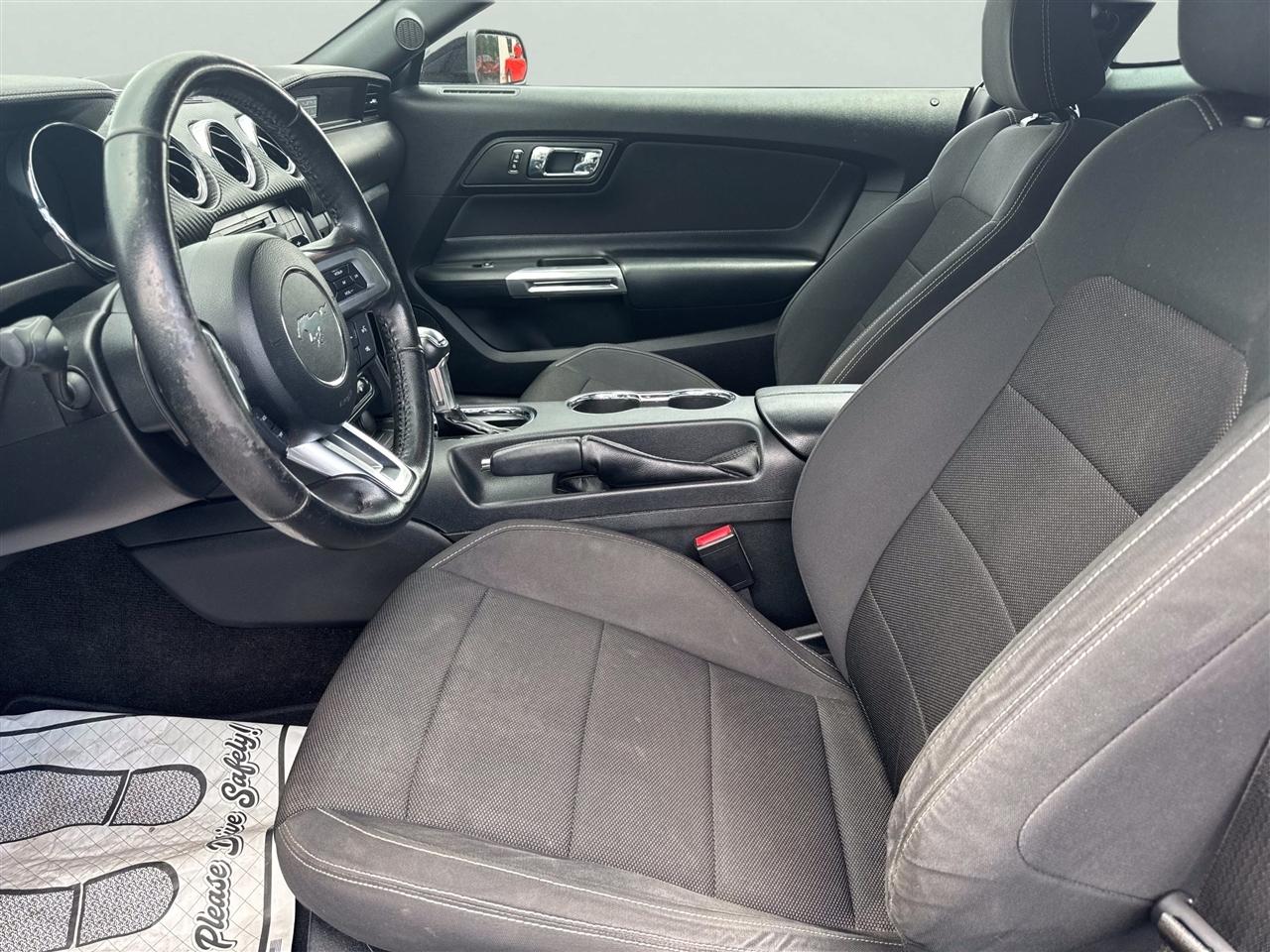 Ford Mustang 2dr Fastback V6 2016