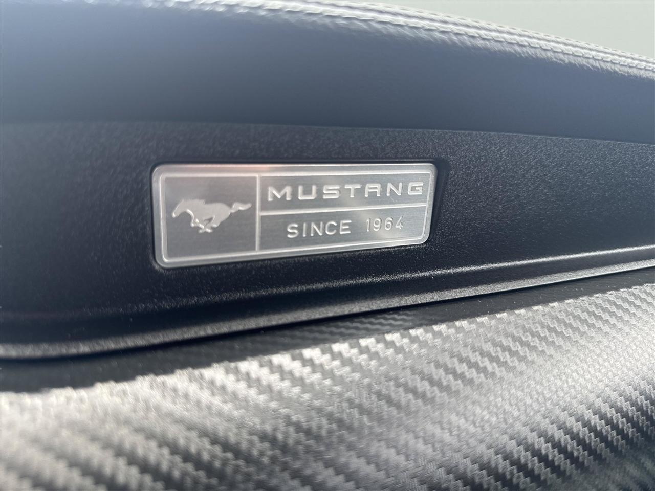 Ford Mustang 2dr Fastback V6 2016