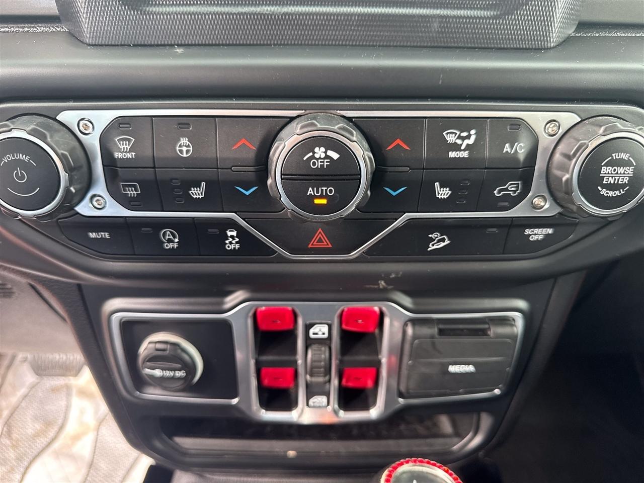 Jeep Wrangler Unlimited Sahara 4x4 2018